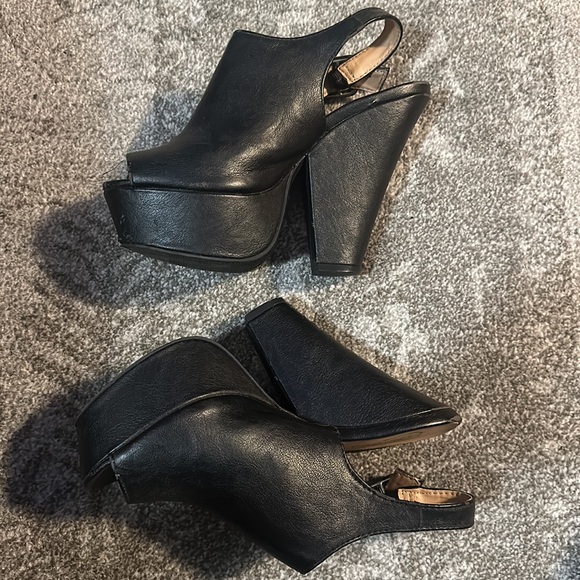 Candies -Black heels/wedges size 7.5 - Picture 5 of 5